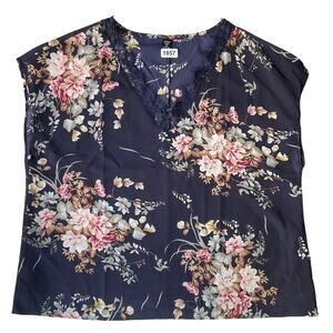 SHEIN Women’s Sleeveless V-neck Semi Sheer Blouse size XL, Floral Blue